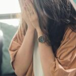 women, worsens stress